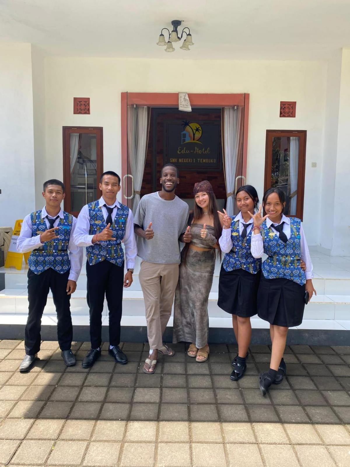 Edu Hotel "Hotel Educational" Bangli Luaran gambar